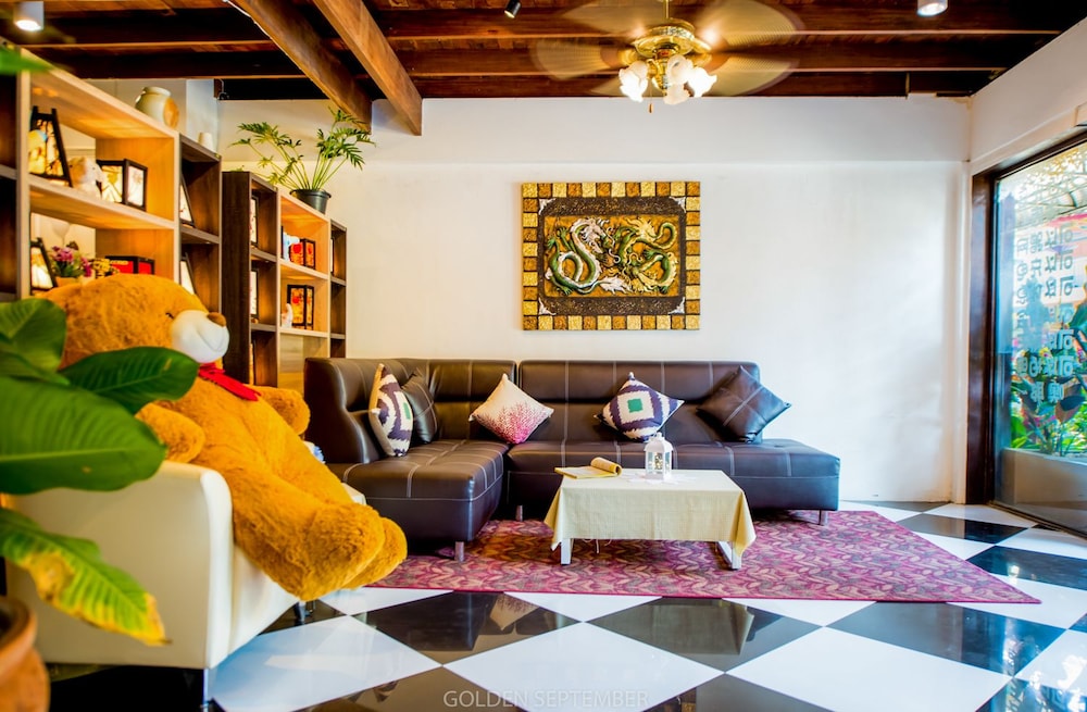 lounge