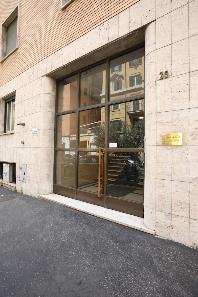 Unique Luxury Apartment and Rooms