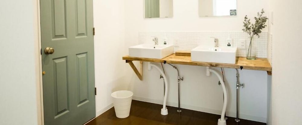 IZA Enoshima Guesthouse&Bar - Hostel