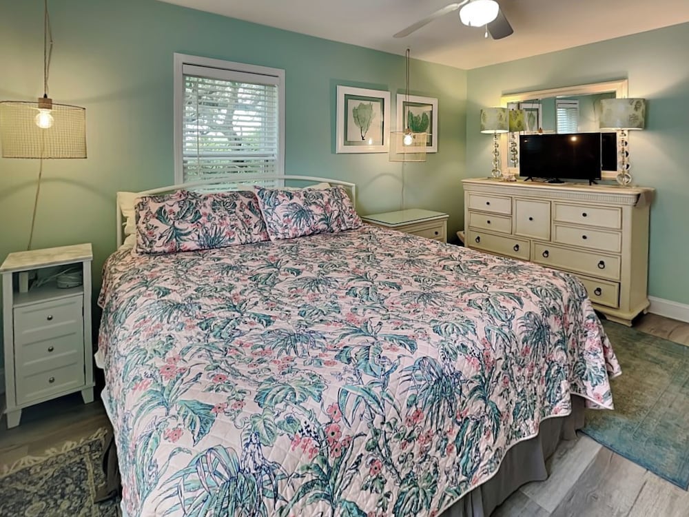 Bluebird by Topsail Realty