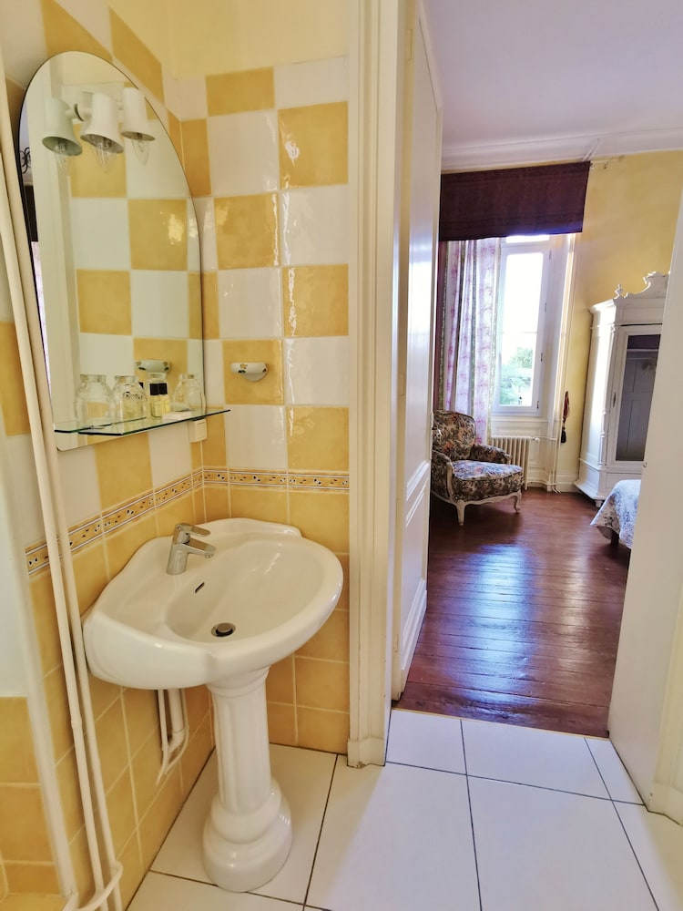 Chateau Pontet d'Eyrans & Spa