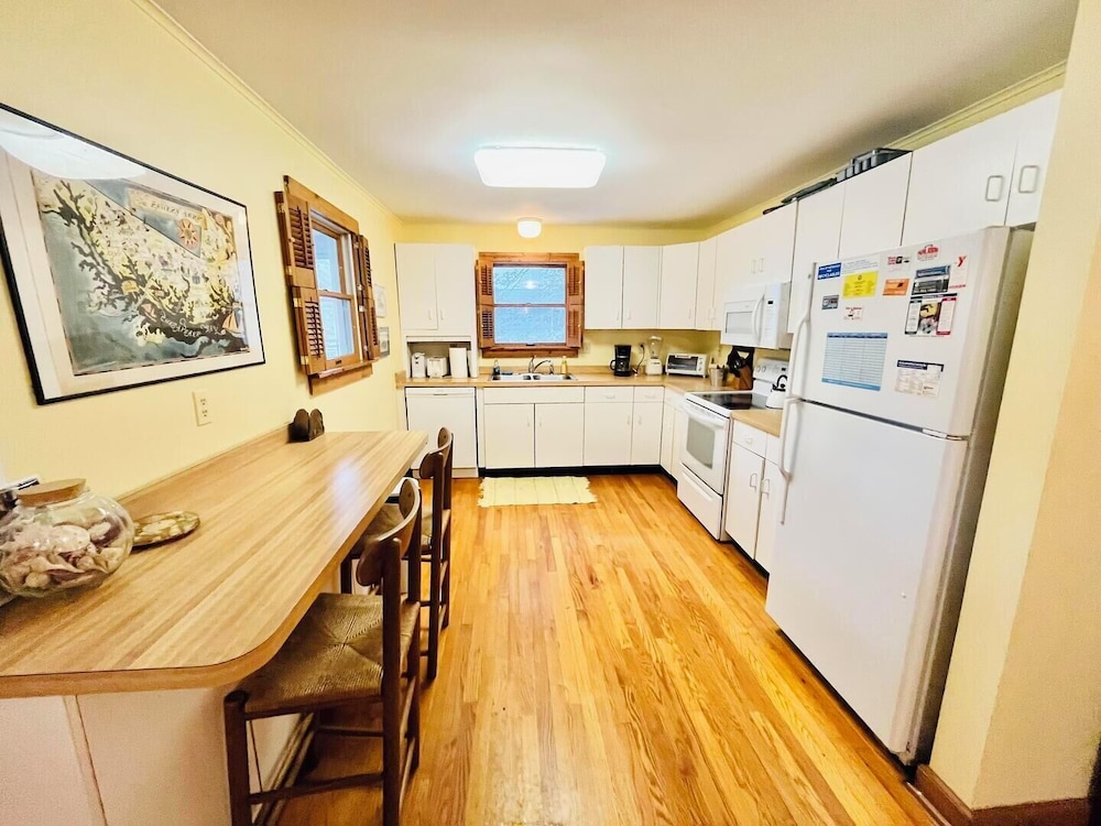 OAK Avenue 49