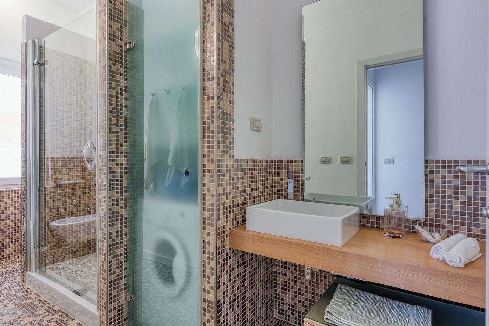 The Perfect View Penthouse Design Apt.