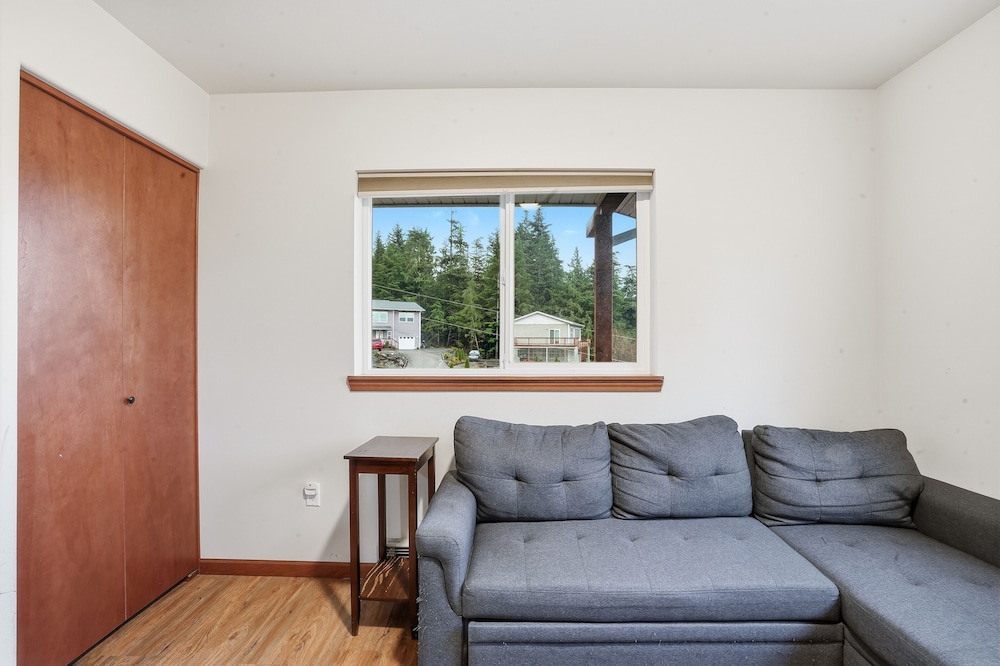 Cozy 3br Alaska Retreat With Private Sauna 3 Bedroom Home
