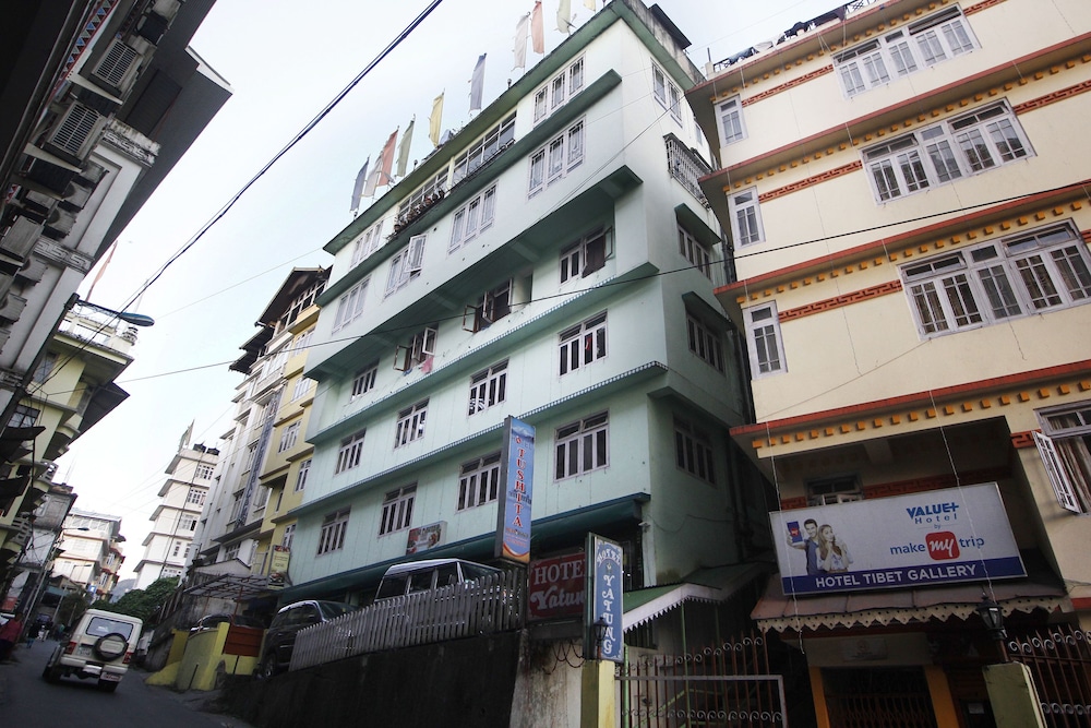 OYO 7431 Hotel Tushita