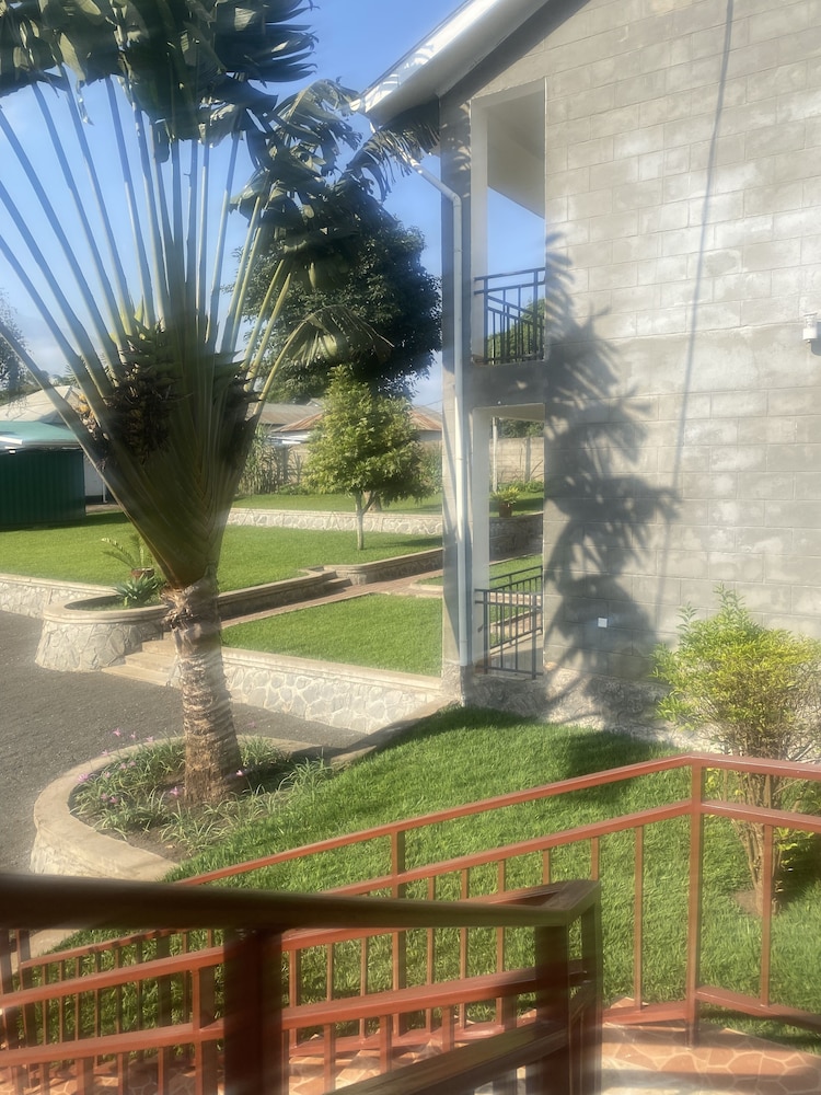 Photo 19