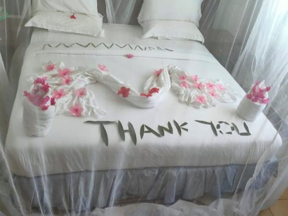 Sea Crest Hotel Zanzibar 3 view 3