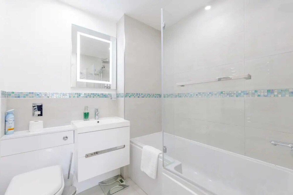 Unique Waterfront 2BD Flat - Rotherhithe