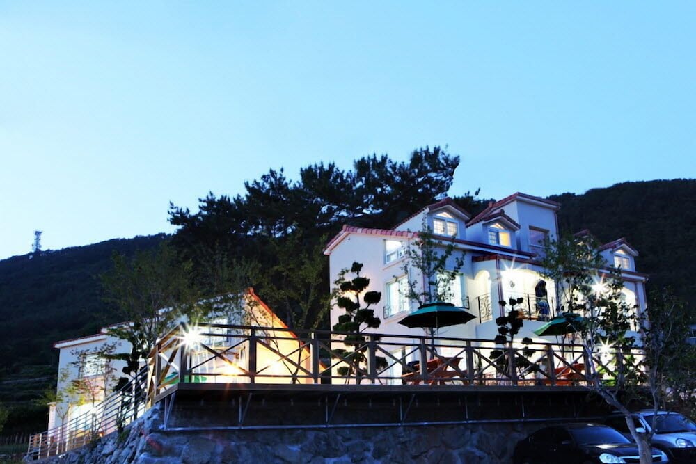 Monami Pension