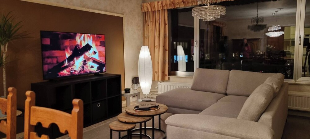 Superb Flat 3 Bedrooms Private Parking