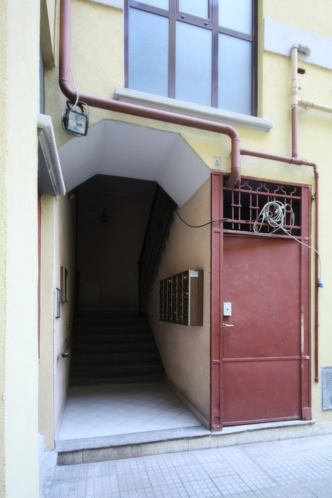 notaMi -  Colorful Apartment Porta Romana