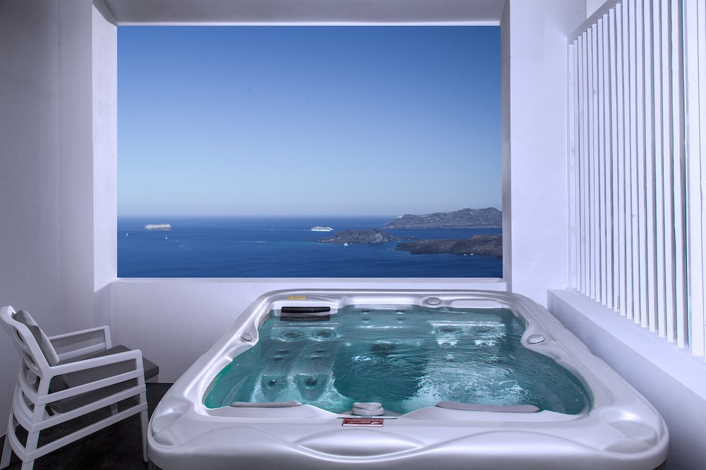 May Seven Santorini