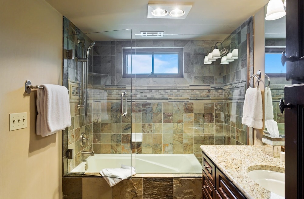 Stag Lodge at Deer Valley Resort - Three Bedroom Residence with Spa #13 3 Condo