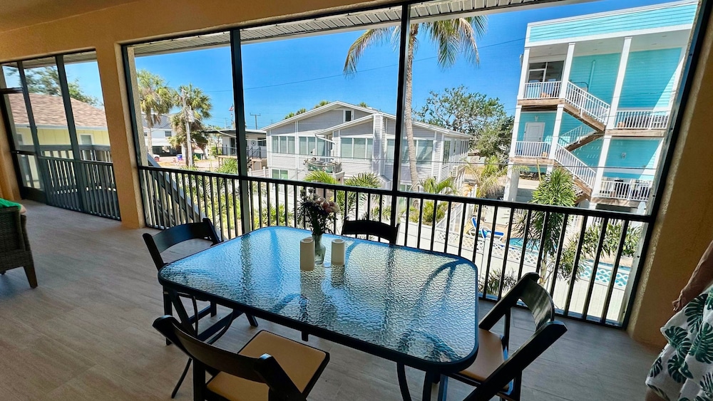 Beachcomber Lodge in Fort Myers Beach