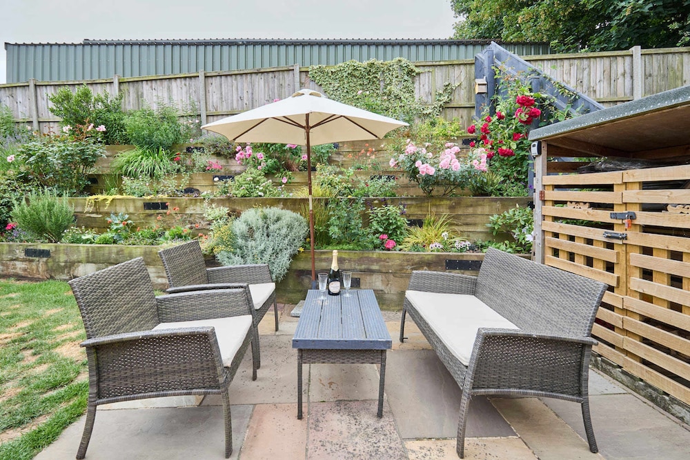 Host Stay Rupert s Barn