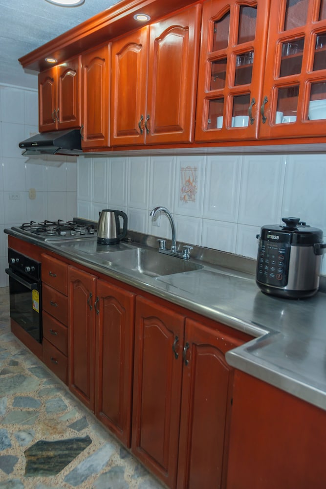 Lovely 4-bed House in Palmira Valle del Cauca