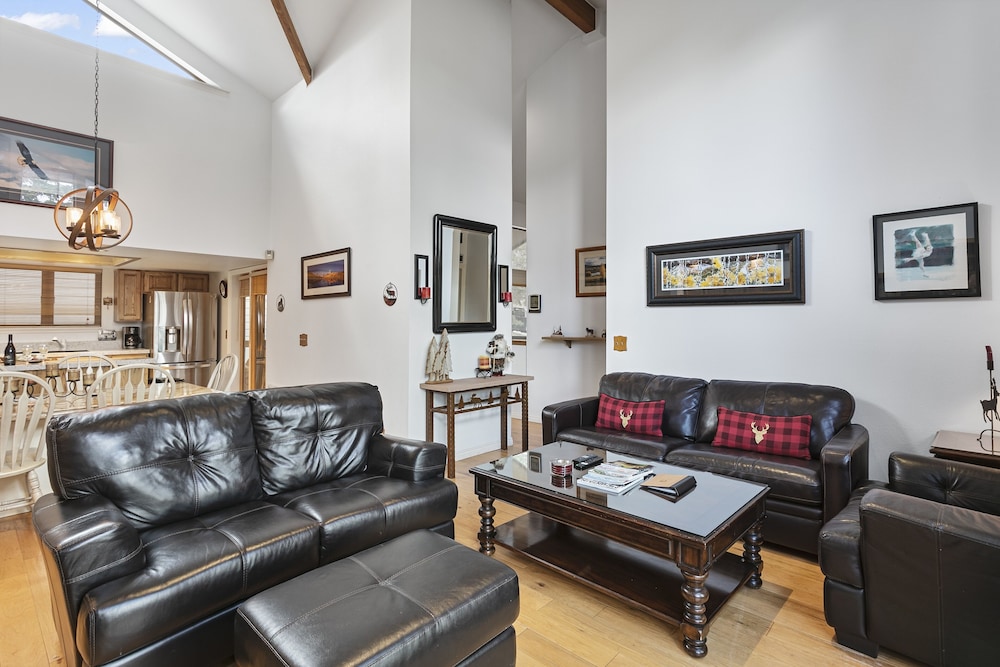 Aspenwood at Deer Valley Resort - Three Bedroom Condo with Hot Tub #1305 3 Condo