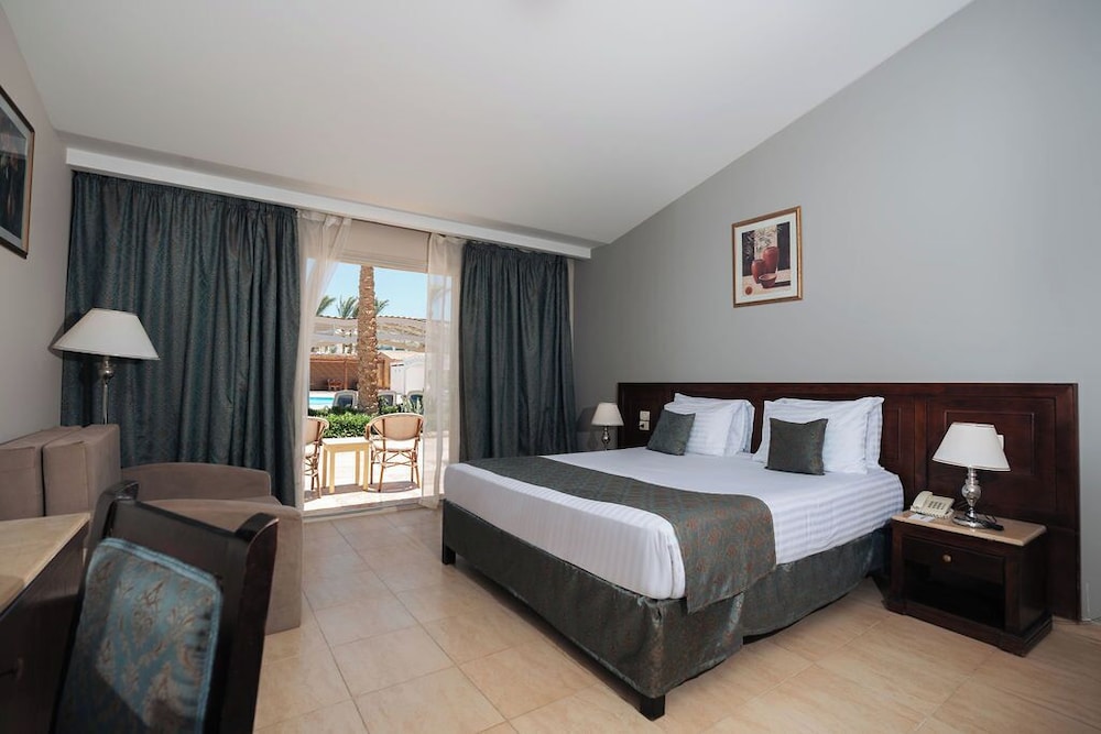 Riviera Aqua Park Resort