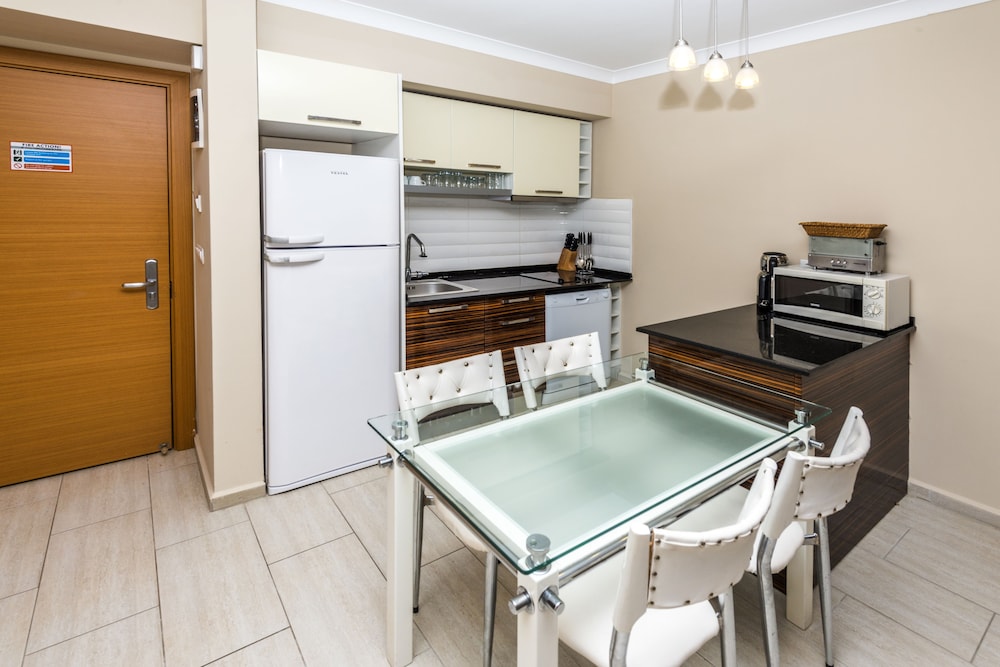 Diana Residence - Image 19