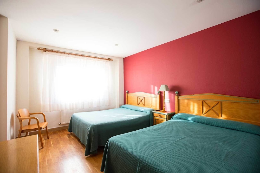 Hostal Gau-Txori photo 4