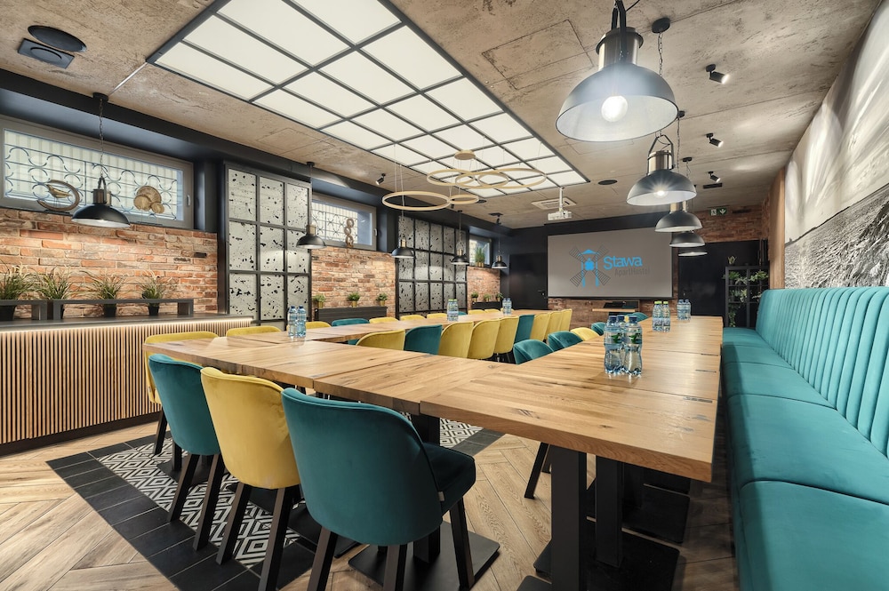 meeting & event spaces