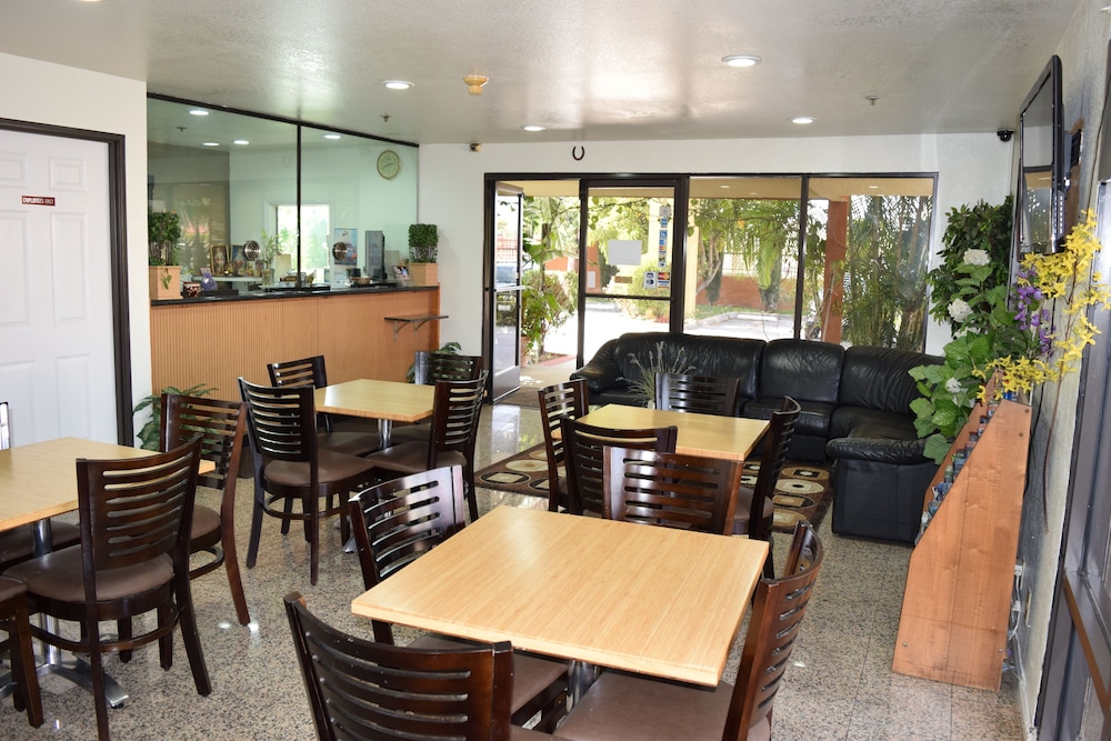 Budget Inn La Puente