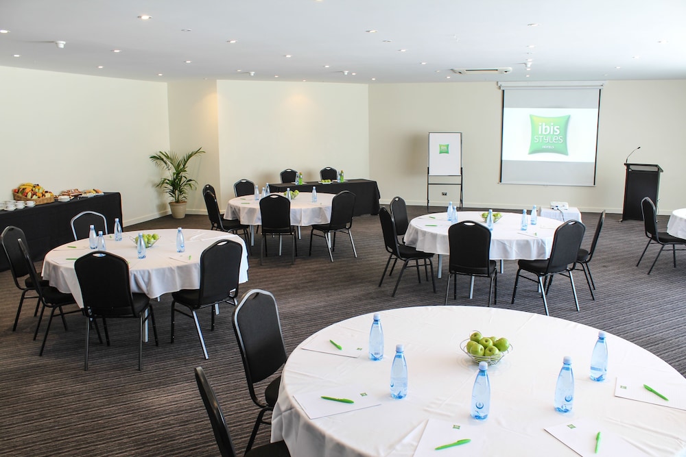 meeting & event spaces