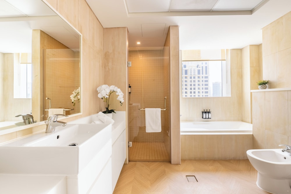 Al Bateen I Ultra Luxury I Private Beach