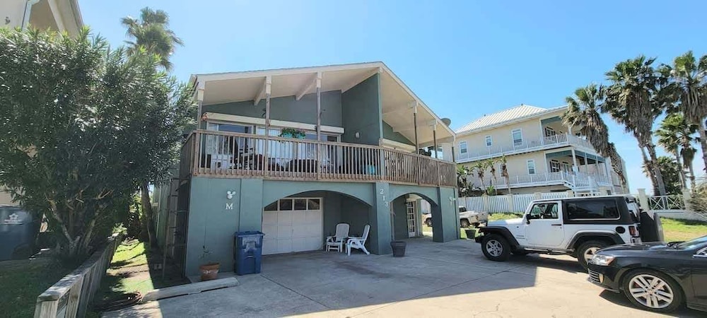 Bay View Great Deck Pool 2 Levels & 3 Bedr 3 Bedroom Condo