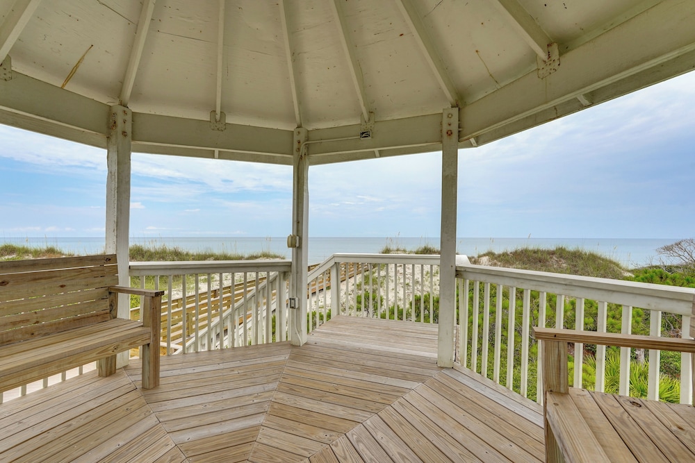Cape San Blas Gem w/ Sunrise + Sunset Views