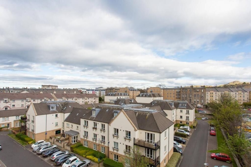 JOIVY Inviting Apartment near Leith Walk