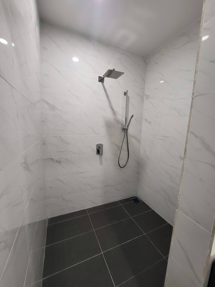 Luxury Tropical Bungalow in Damansara Golden Core