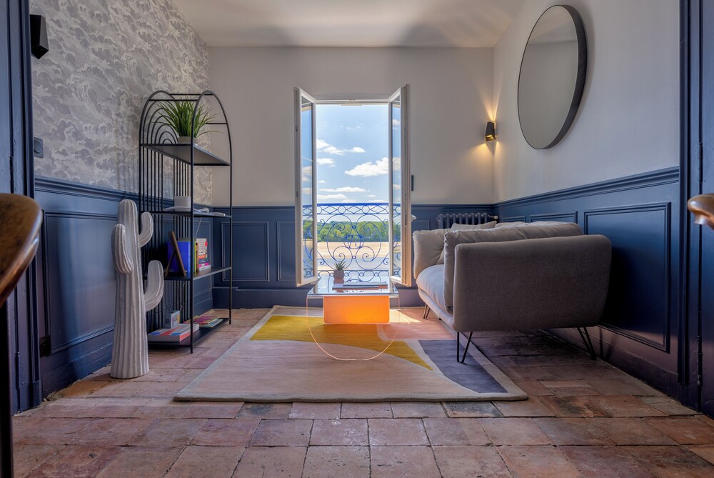 Casa Mila & Spa - Chambres d'Hôtes raffinées  vue Loire et Piscine