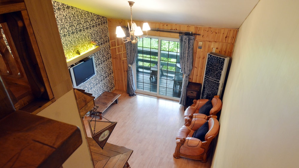 Sicily Pension