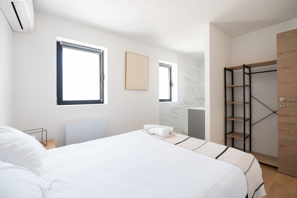 Les Maisons du Parc en Marseille — hotel room