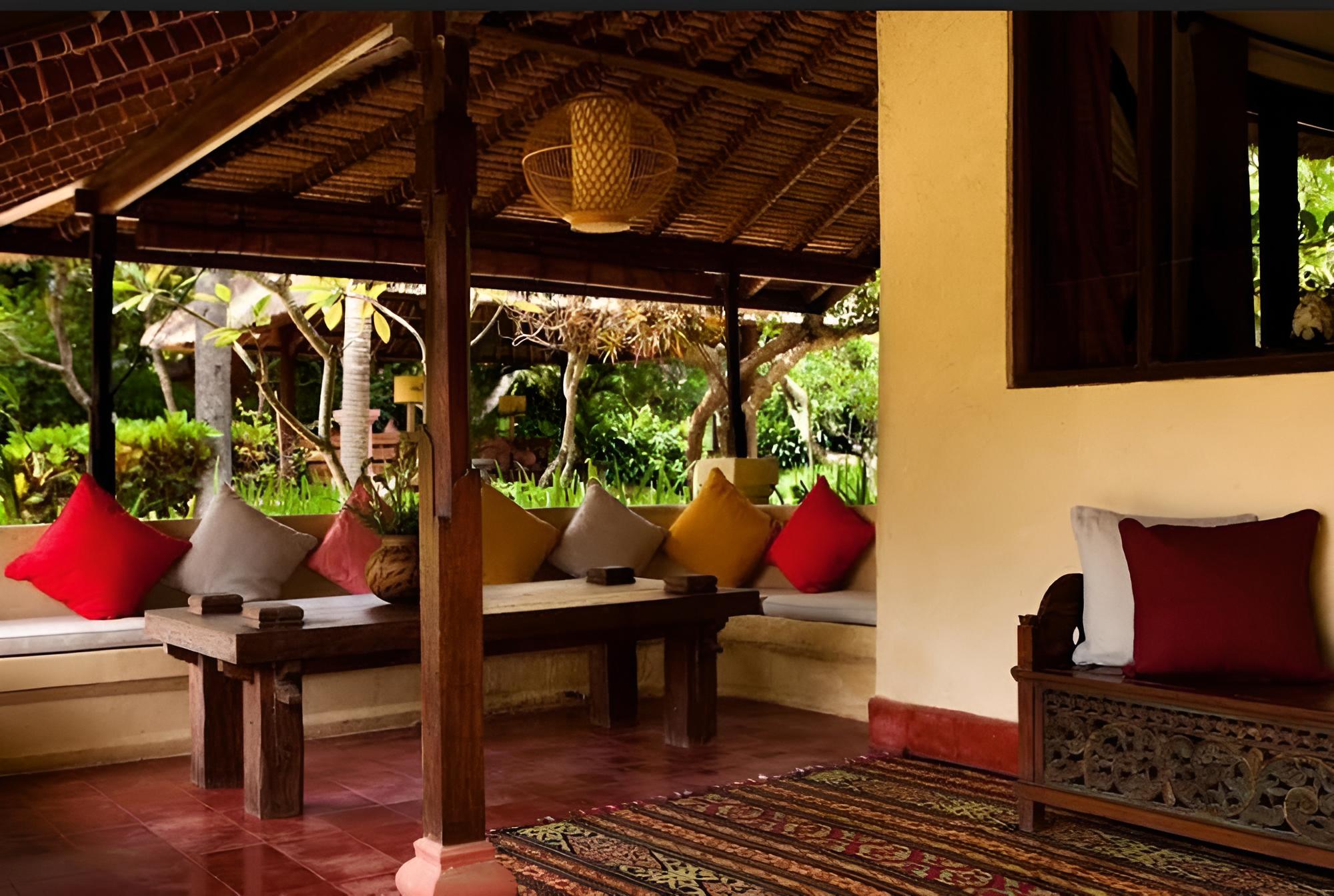 La Taverna Suites