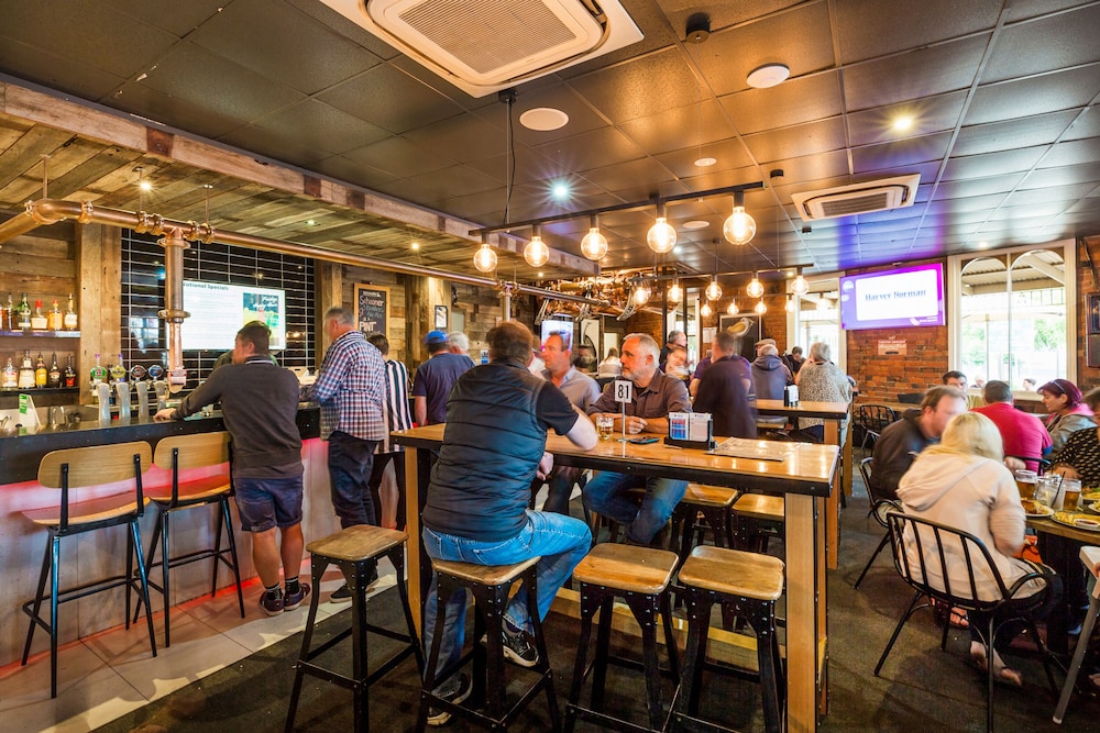 Bendigo Vacations - National Hotel Complex and Bendigo Central Apartments - Property Image 9