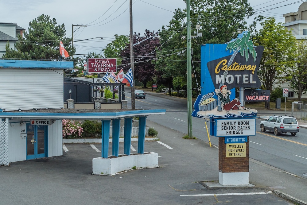Castaway Motel