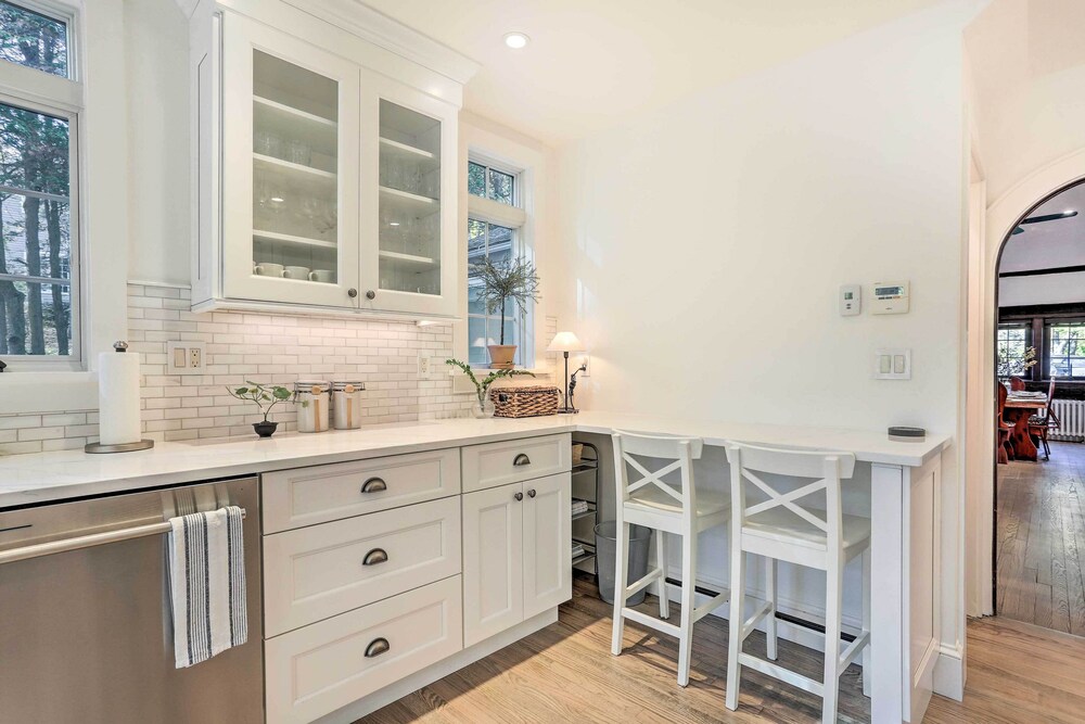 Historic Cornwall-on-hudson Cottage w/ Deck! - Property Image 31