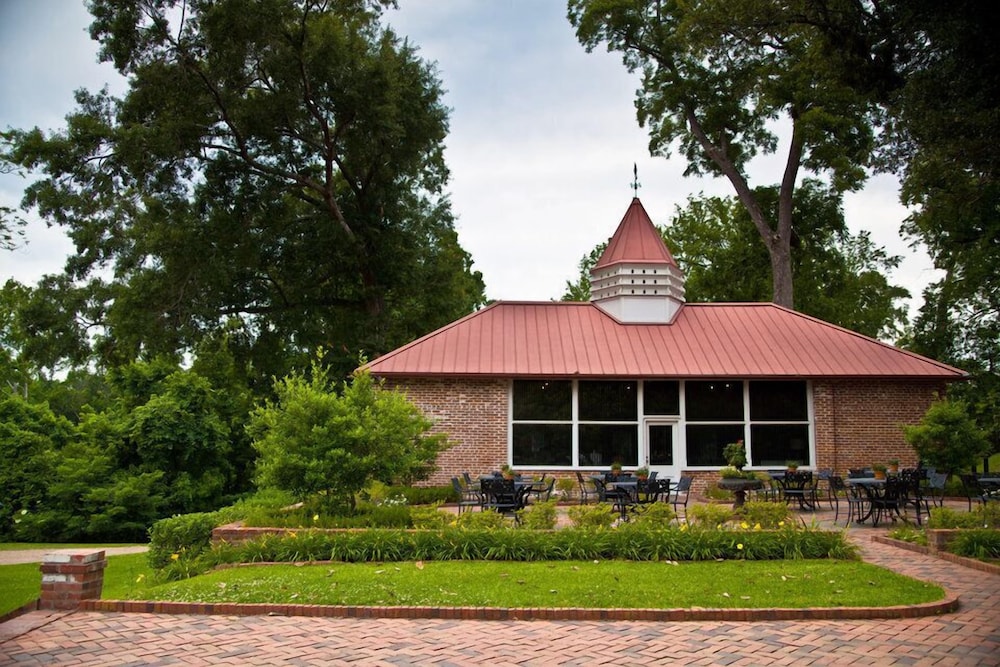 Dunleith Historic Inn
