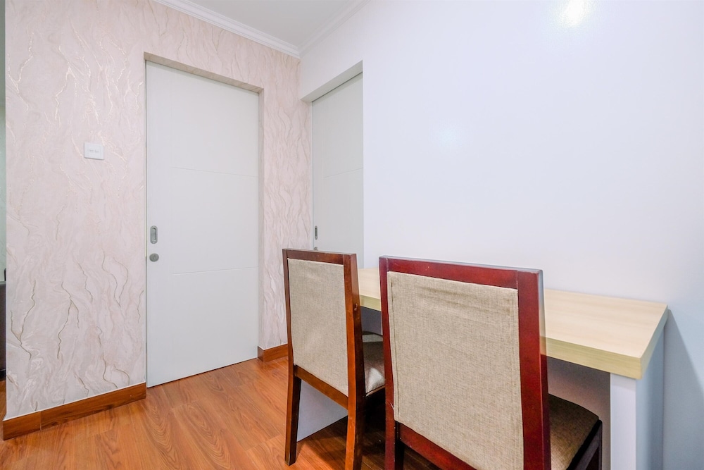 Cozy Living and Homey 2BR Sentul Tower Apartment
