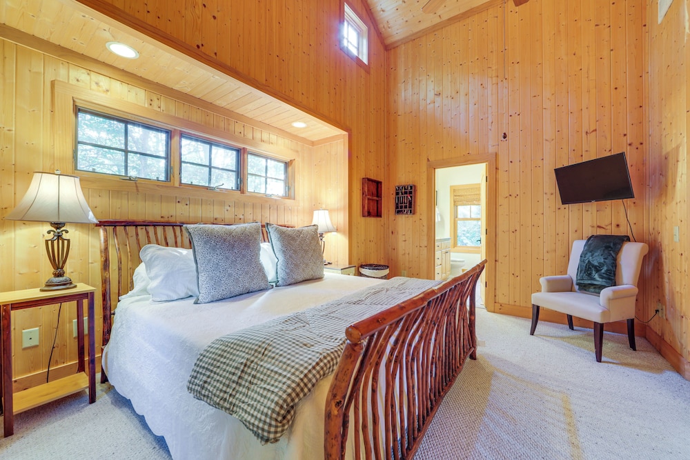 Golf, Hike & Trout Fish: Mtn-view Cashiers Retreat