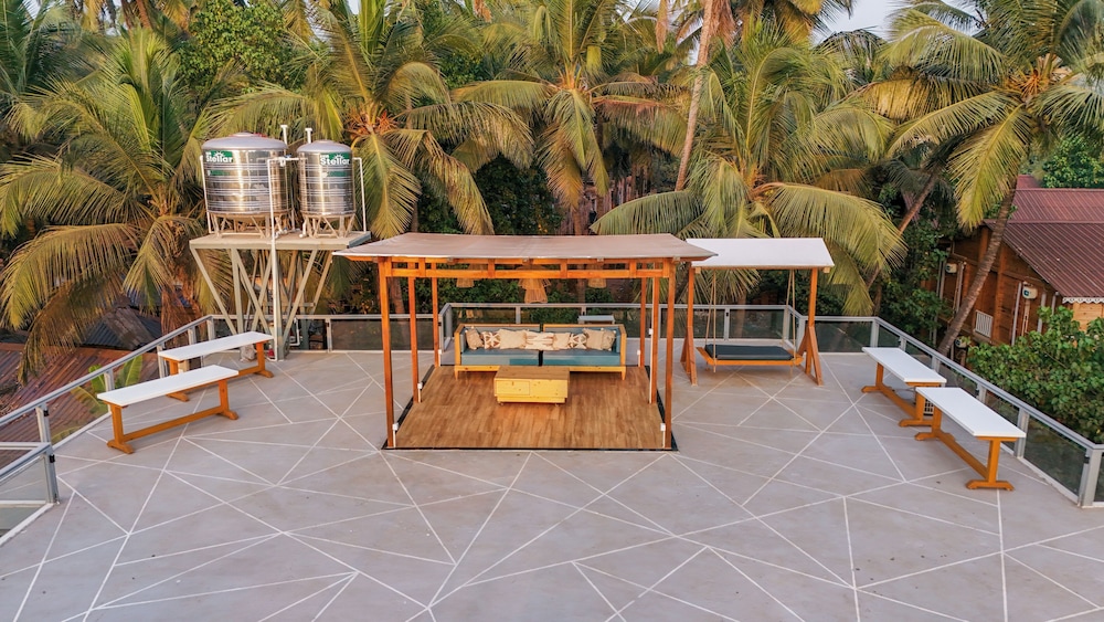 ELIVAAS House of Neptune 1 BHK Boutique