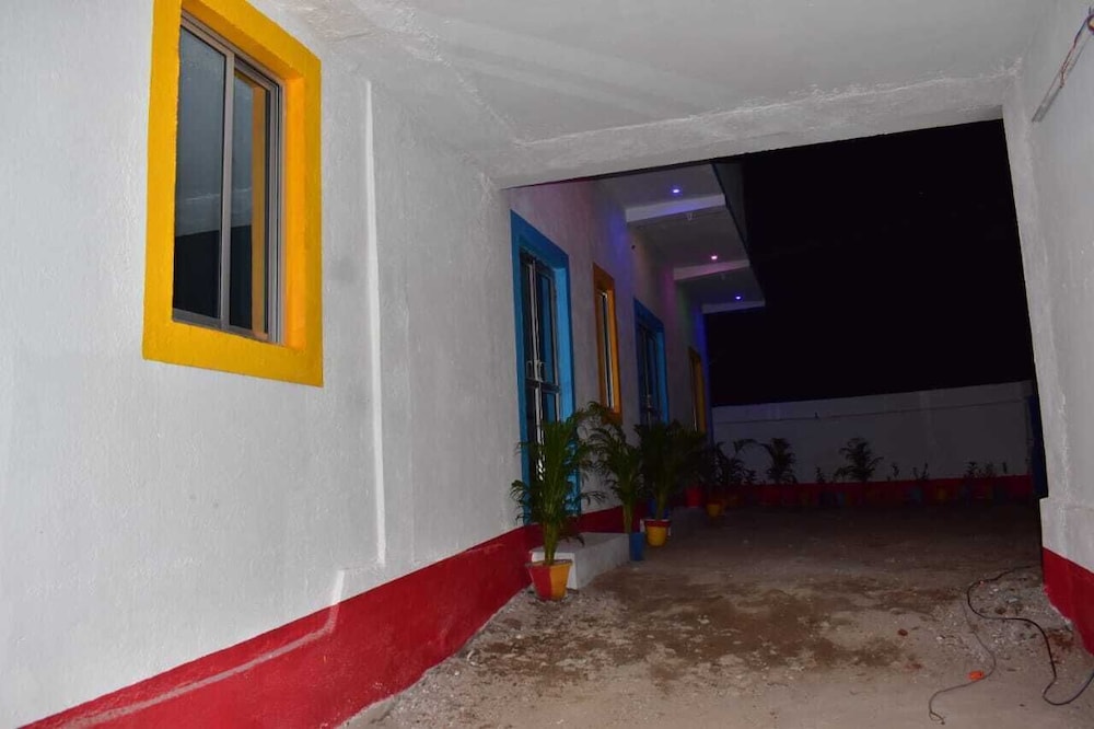 TabTrips Laxmi resort