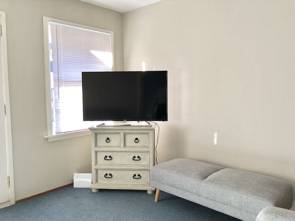 Good Deal House