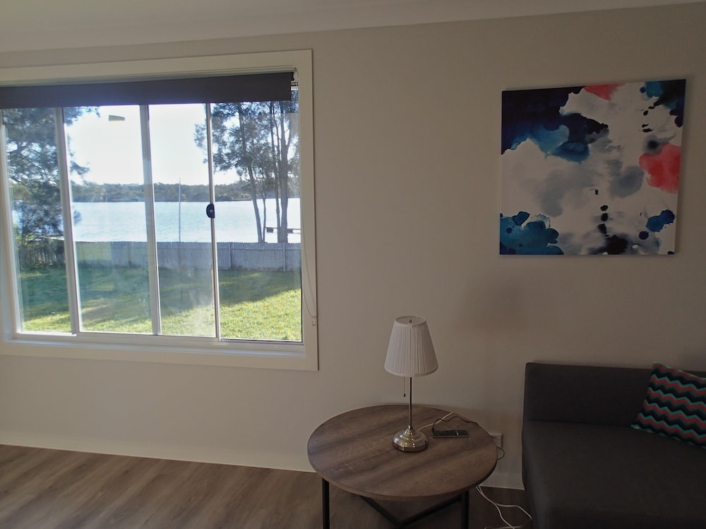 Dungowan Waterfront Apartments