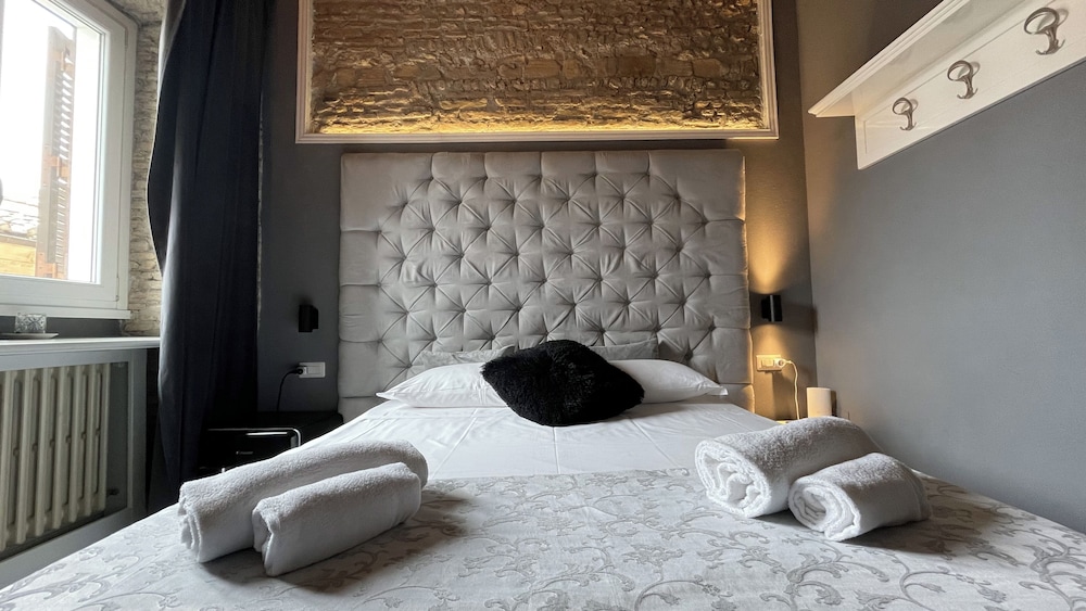 Rhome Luxury suite