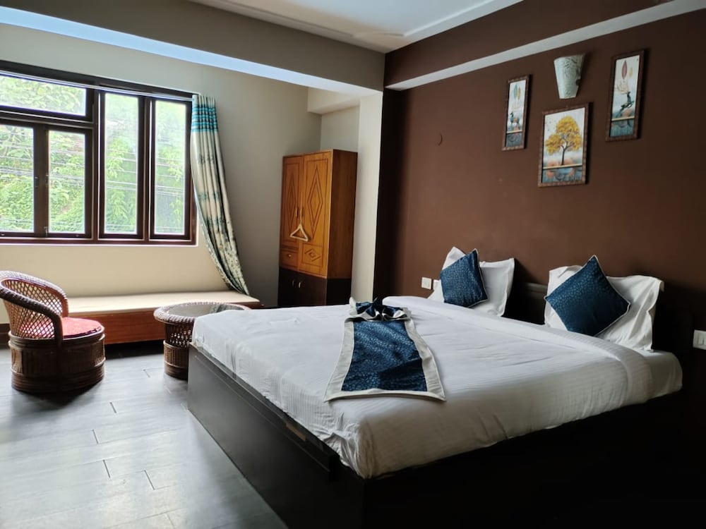 Goroomgo Sunmount Mayal Retreat Gangtok
