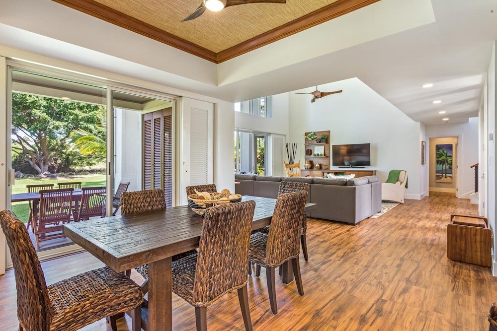 Gorgeous Hawaii Unit Sleeps 6! Access to Fitness and Tennis - Vrkcv