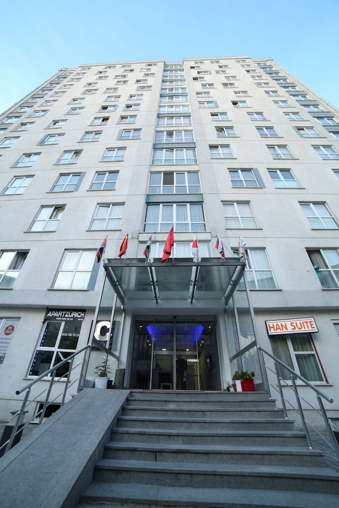 Gunes Suites